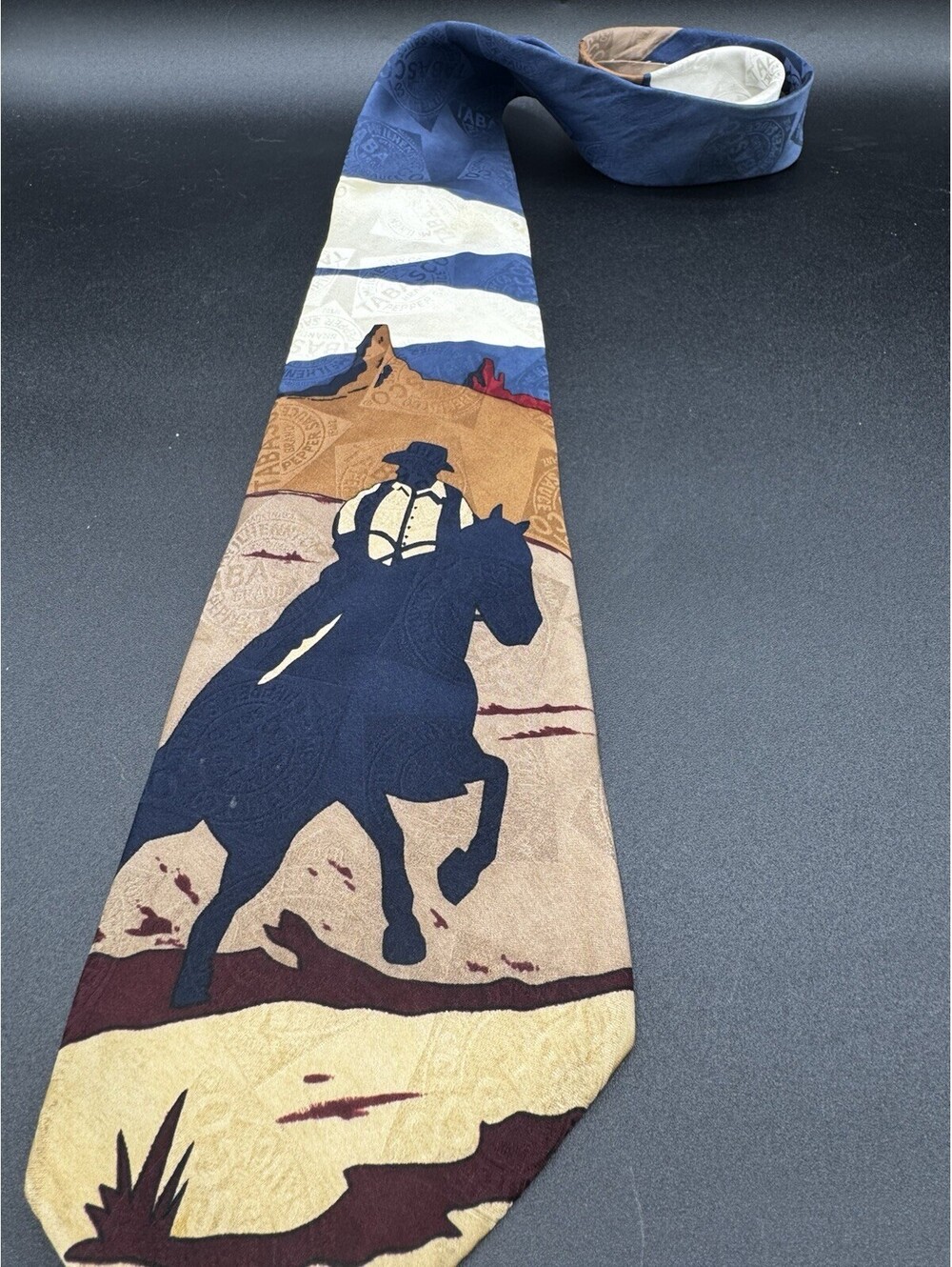 Vintage Tabasco Cowboy Horse Western Desert Scene 100% Silk Novelty Necktie